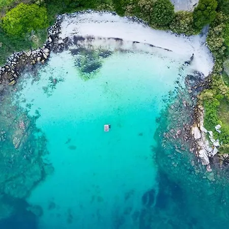 Kermaravel, Le Petit Manoir En Bord De Mer. Villa